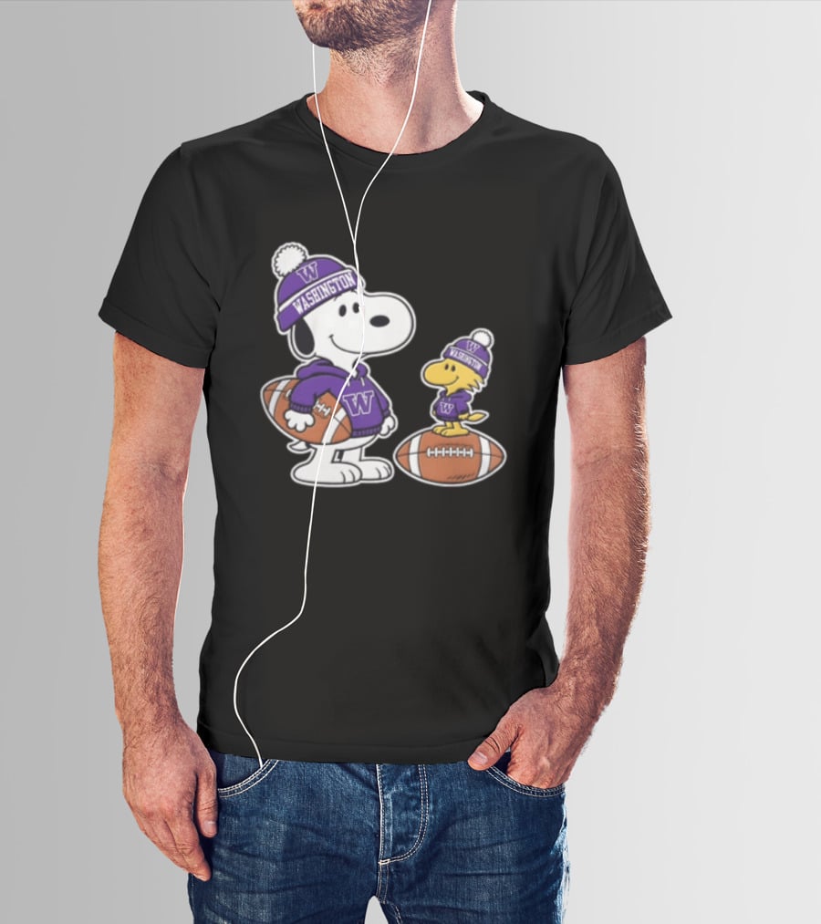 Snoopy Woodstock Washington Huskies Football Fans 2026 T-Shirt