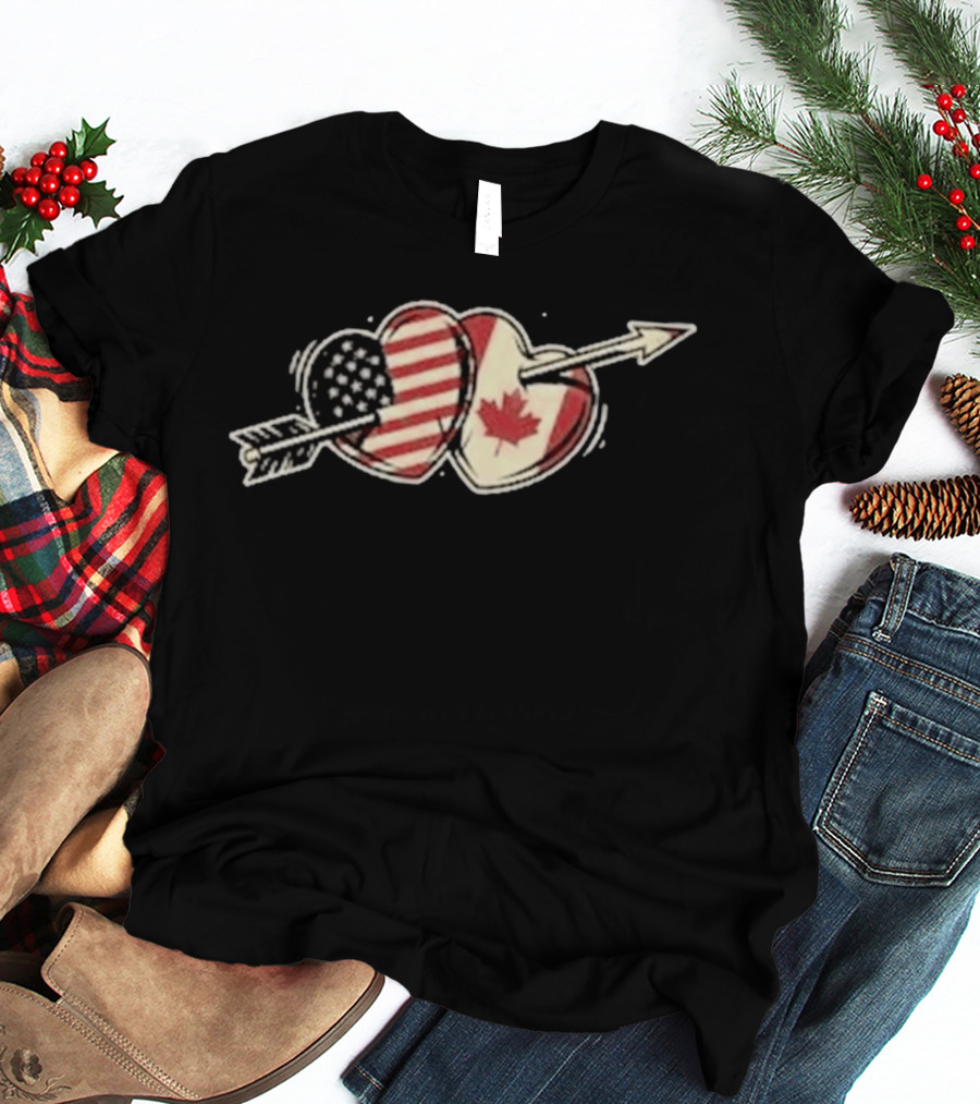USA Canada Friendship Heart Flag American Canadian Maple Leaf Arrow T-Shirt