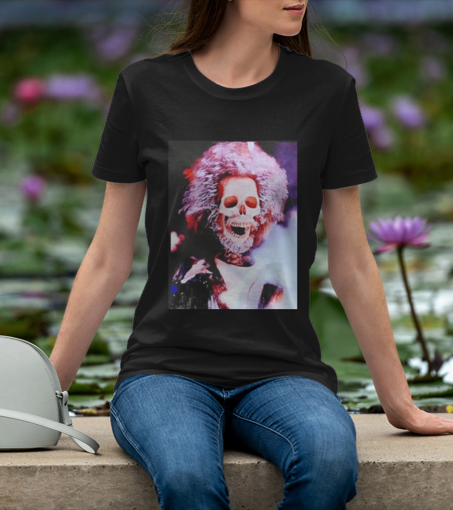 Daniel Stern Marv Merchants Electrocution Scene Skeleton Home Alone T-Shirt