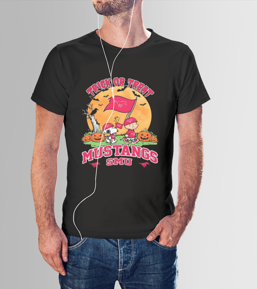 Trick Or Treat SMU Mustangs Peanuts Halloween T-Shirt