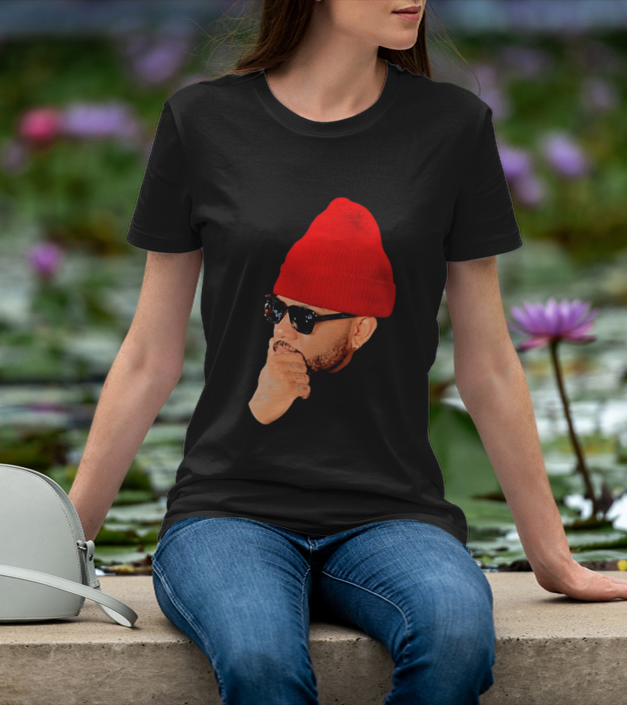 Bryson Tiller Wearing Red Beanie And Sunglasses T-Shirt