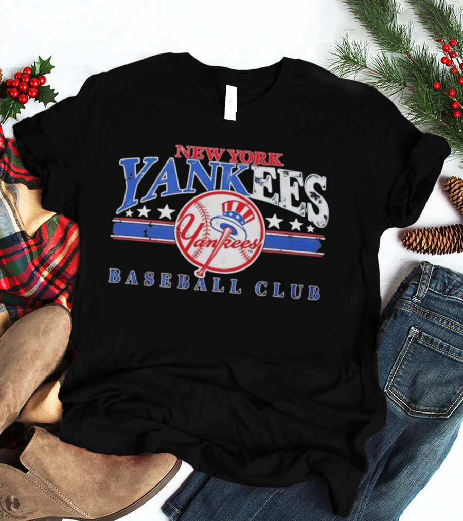 New York Yankees Distressed Vintage Baseball Club Yankees Bat T-Shirt