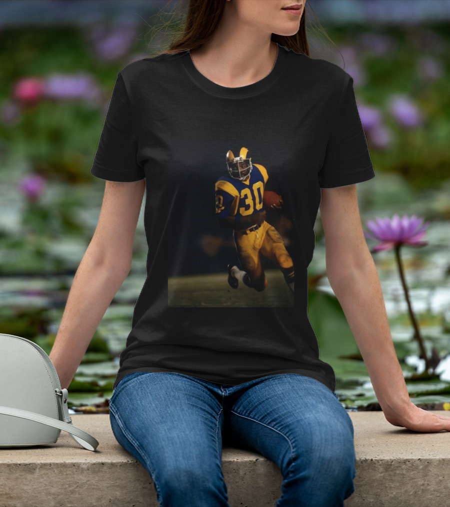 Remembering Lawrence McCutcheon 1950 2026 Los Angeles Rams Legend Number 30 T-Shirt