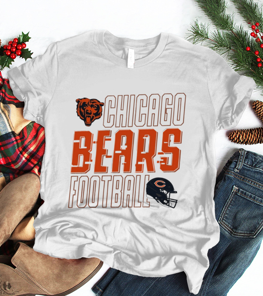 Chicago Bears Football Team Vintage Bear Helmet T-Shirt