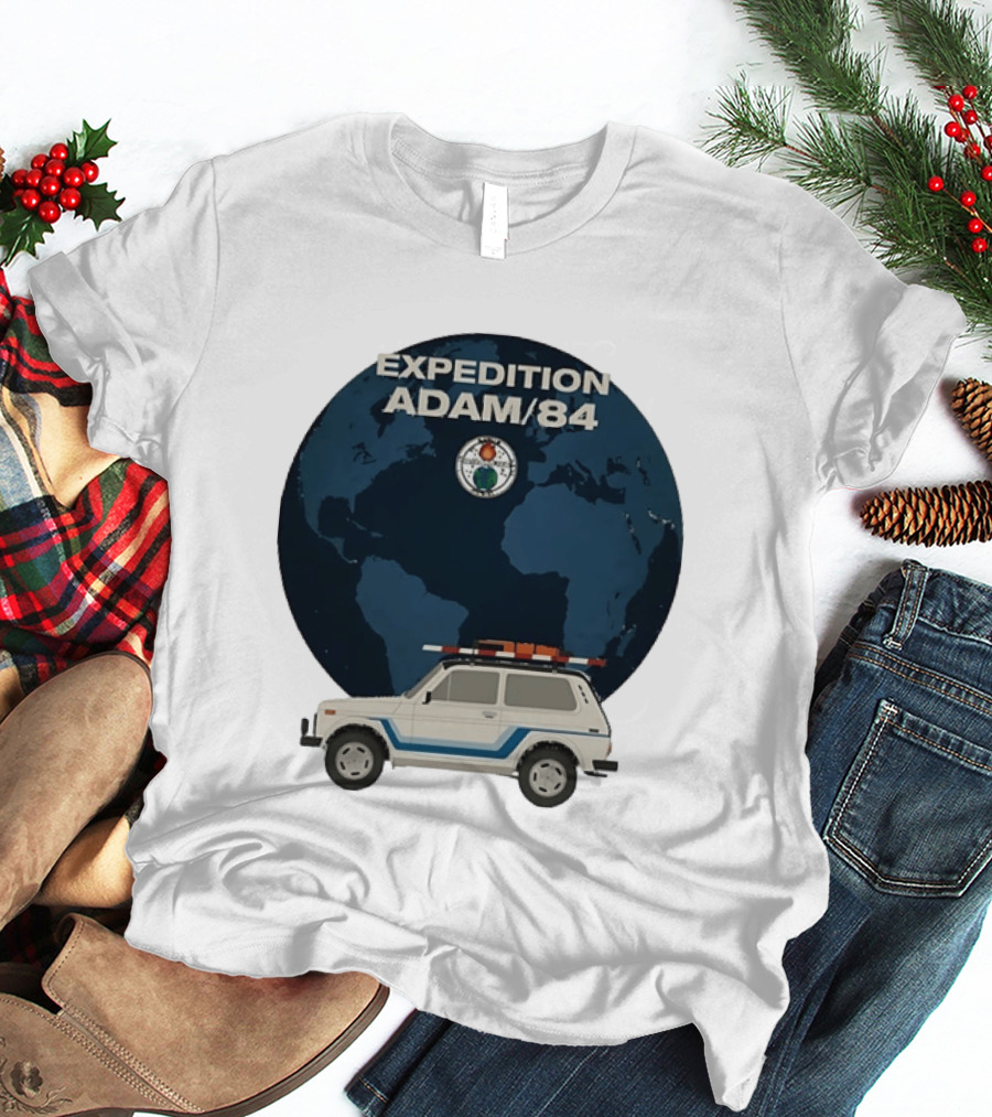 Expedition Adam 84 Off Road Adventure Globe T-Shirt