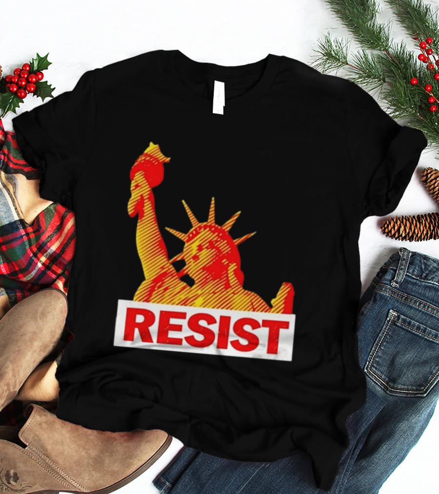 Statue Of Liberty Distressed Resist Political Protest T-Shirt