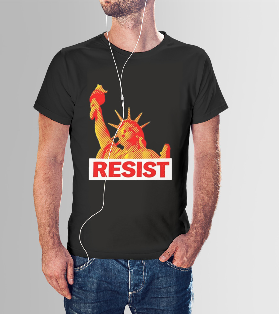 Statue Of Liberty Distressed Resist Political Protest T-Shirt