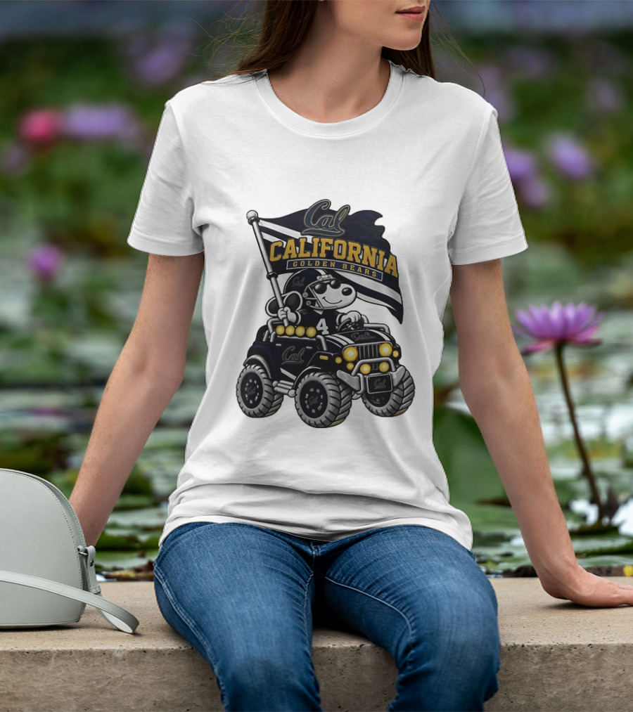 Cal Golden Bears Snoopy Jeep Flag Football T-Shirt