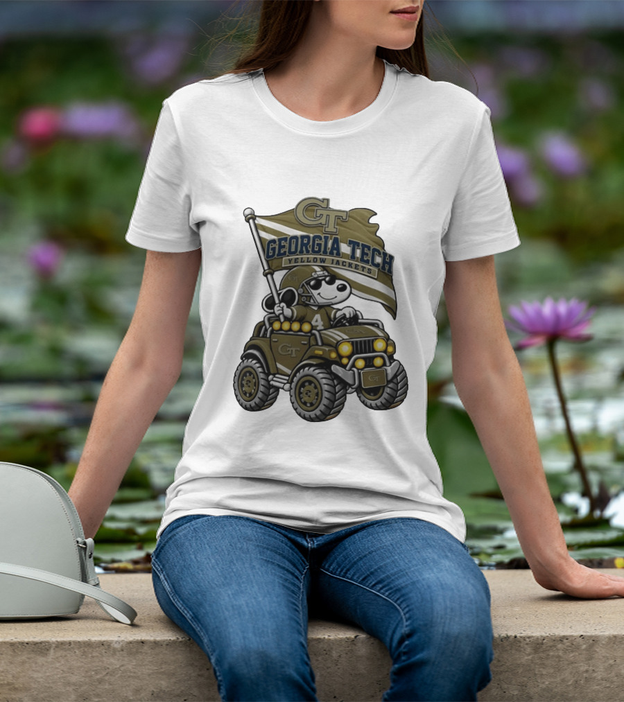 Georgia Tech Yellow Jackets Snoopy Driving Jeep With Flag Football T-Shirt