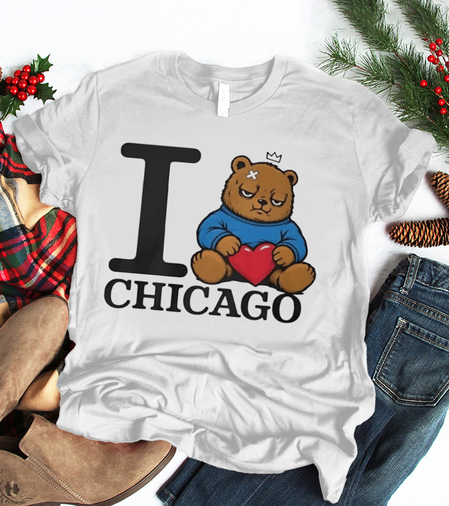 I Love Chicago Bear With Heart And Crown T-Shirt