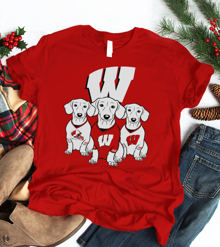 Wisconsin W Dachsund Trio Football Helmets And Jerseys T-Shirt
