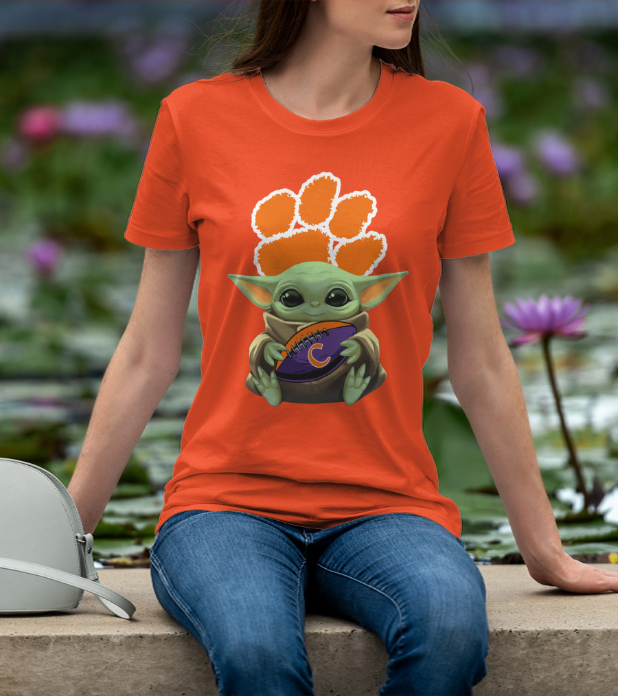 Clemson Tigers Baby Yoda Football Fan T-Shirt