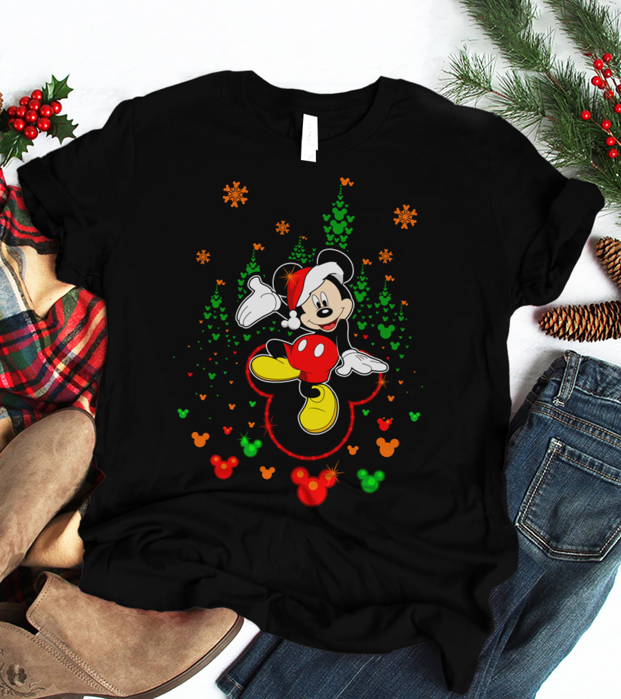 Mickey Mouse Merry Christmas 96 Santa Hat Snowflakes T-Shirt