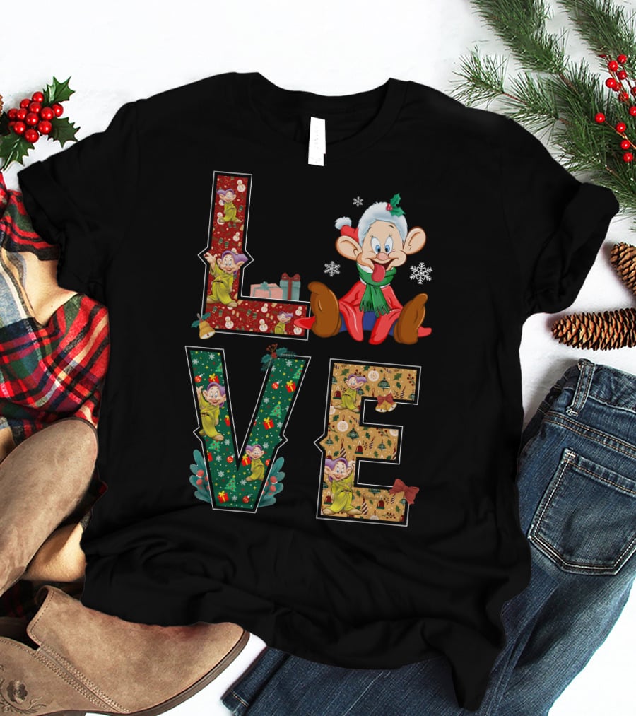 Dopey Love Christmas Snowflakes Presents Garland Bow Holiday T-Shirt