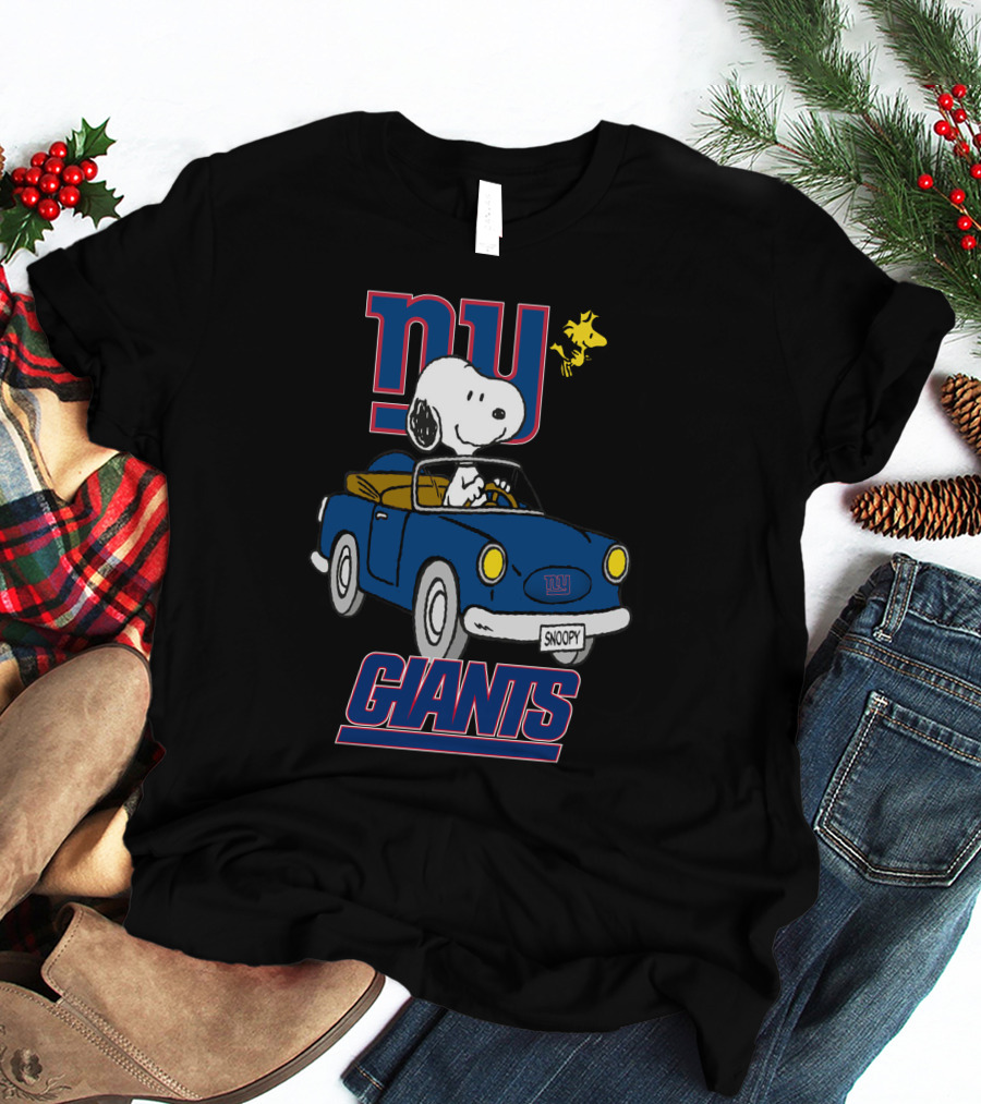 NY Giants Snoopy And Woodstock In Blue Car Ride T-Shirt