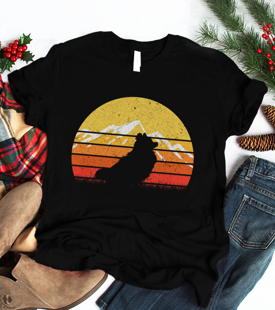 Retro Vintage Pomeranian Dog Sunset Silhouette With Mountain Background T-Shirt