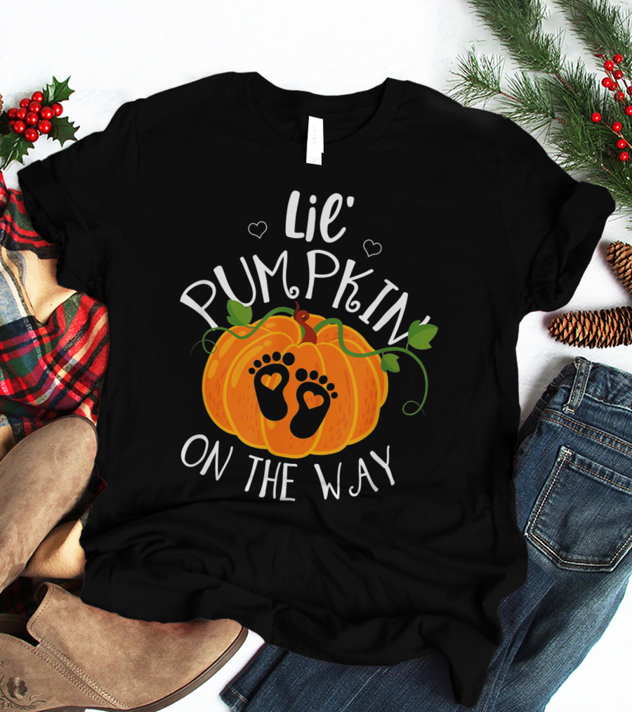 Lil' Pumpkin On The Way Halloween Pregnancy Mom To Be T-Shirt