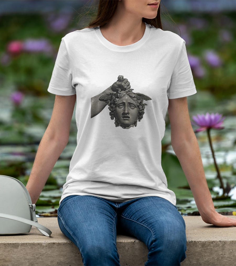 Pekebudha Gorgona Classical Medusa Head T-Shirt