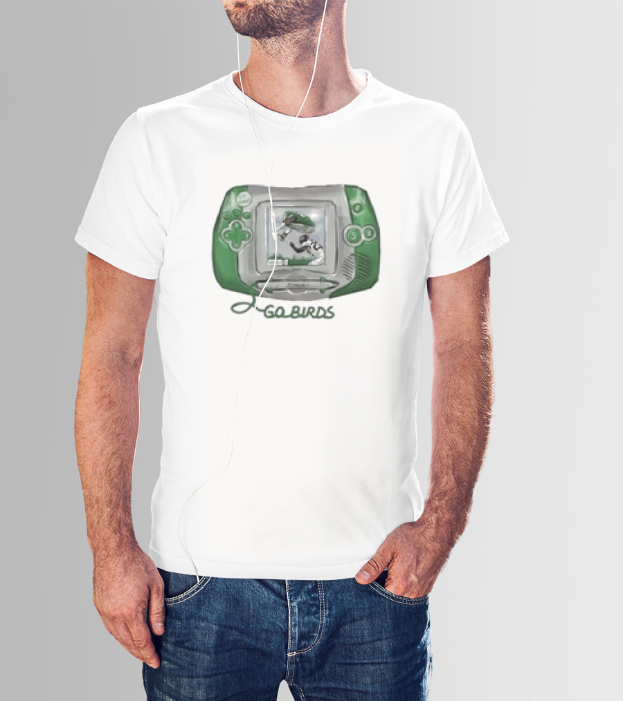 Dhwanisaraiya Go Birds Retro Handheld Console Green Classic Footballer Scene T-Shirt