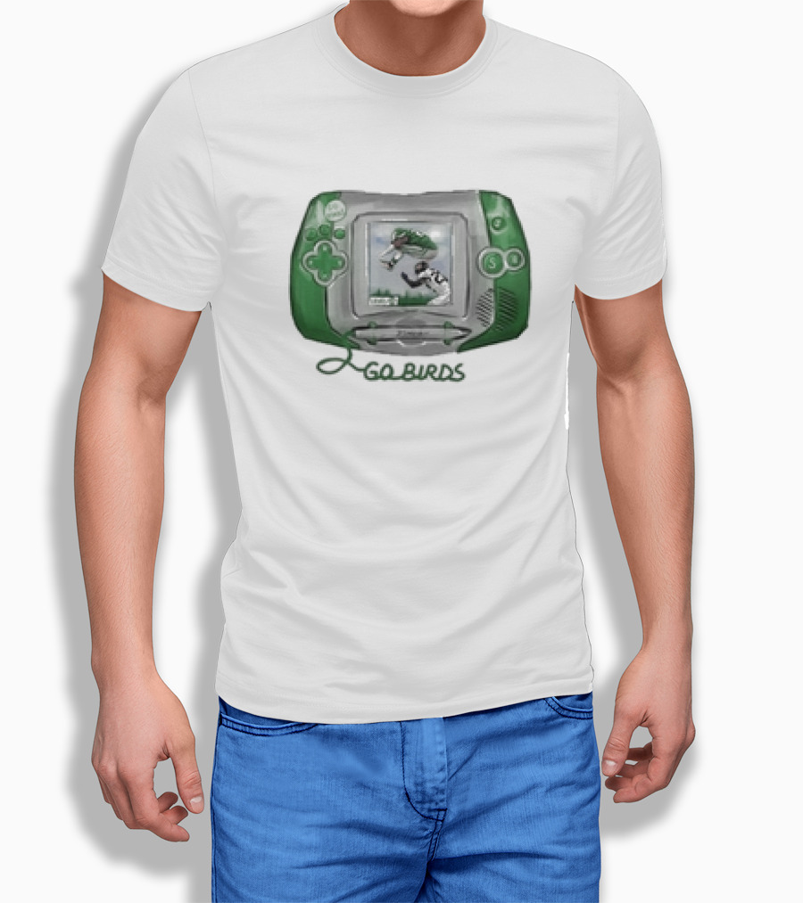 Dhwanisaraiya Go Birds Retro Handheld Console Green Classic Footballer Scene T-Shirt