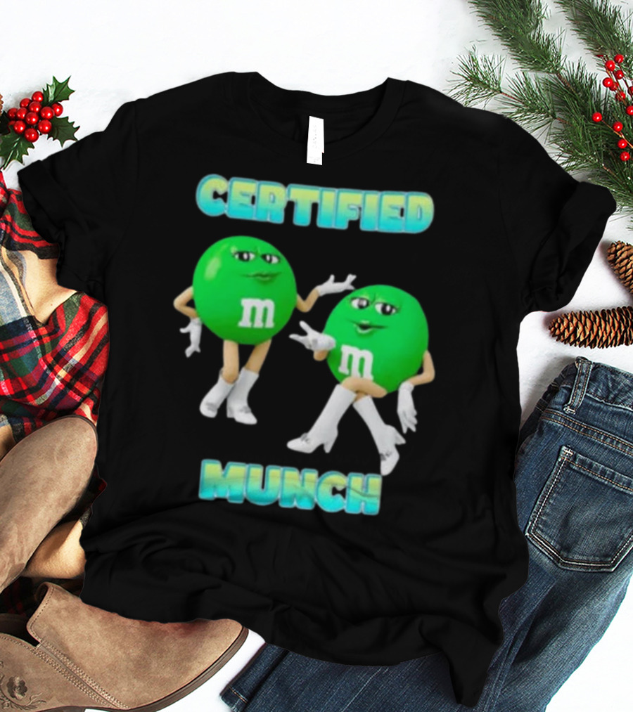 CERTIFIED MUNCH M&M Green Candy Characters Boot Pose T-Shirt