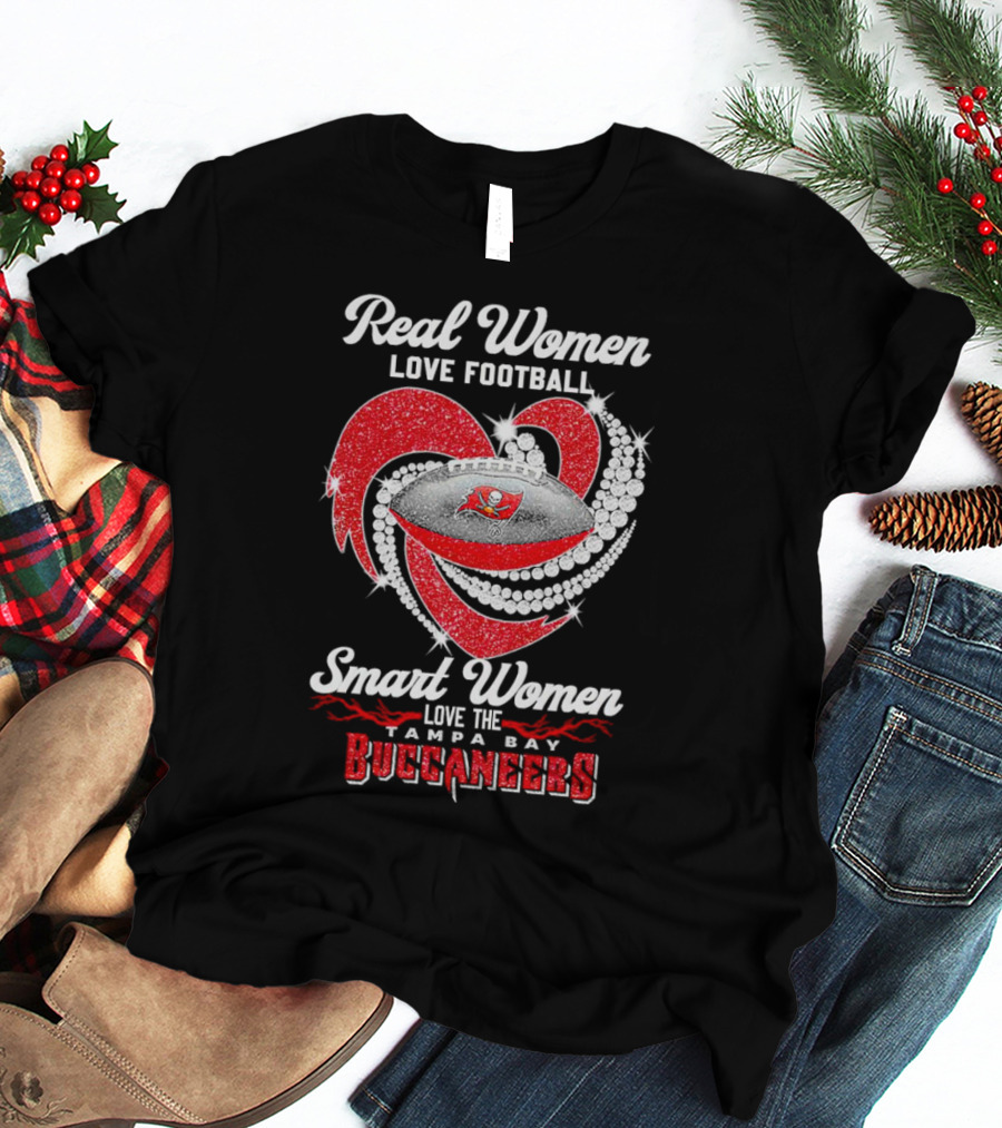 Real Women Love Football Smart Women Love The Tampa Bay Buccaneers Football Heart T-Shirt