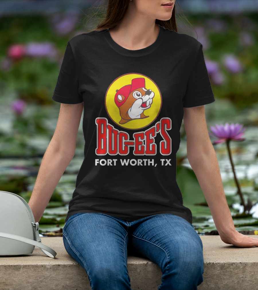 Buc-Ee's Fort Worth TX Logo With Beaming Beaver T-Shirt