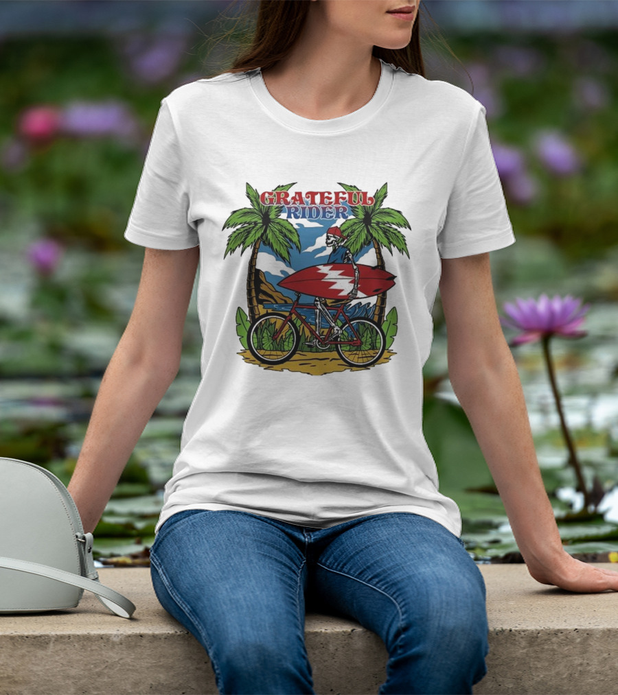 Grateful Rider Skeleton Beach Cruiser With Surfboard And Palm Trees T-Shirt