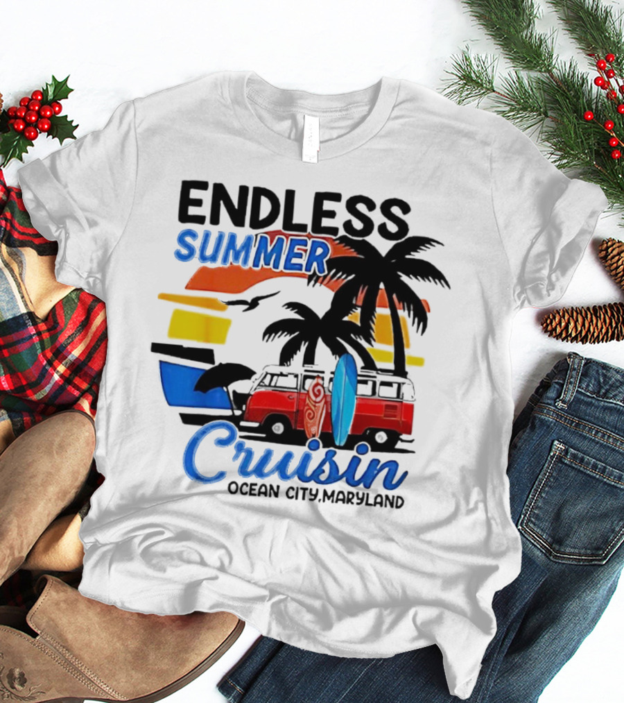 Endless Summer Cruisin Ocean City Maryland Vintage Sunset Surfboard Van Palm Trees T-Shirt