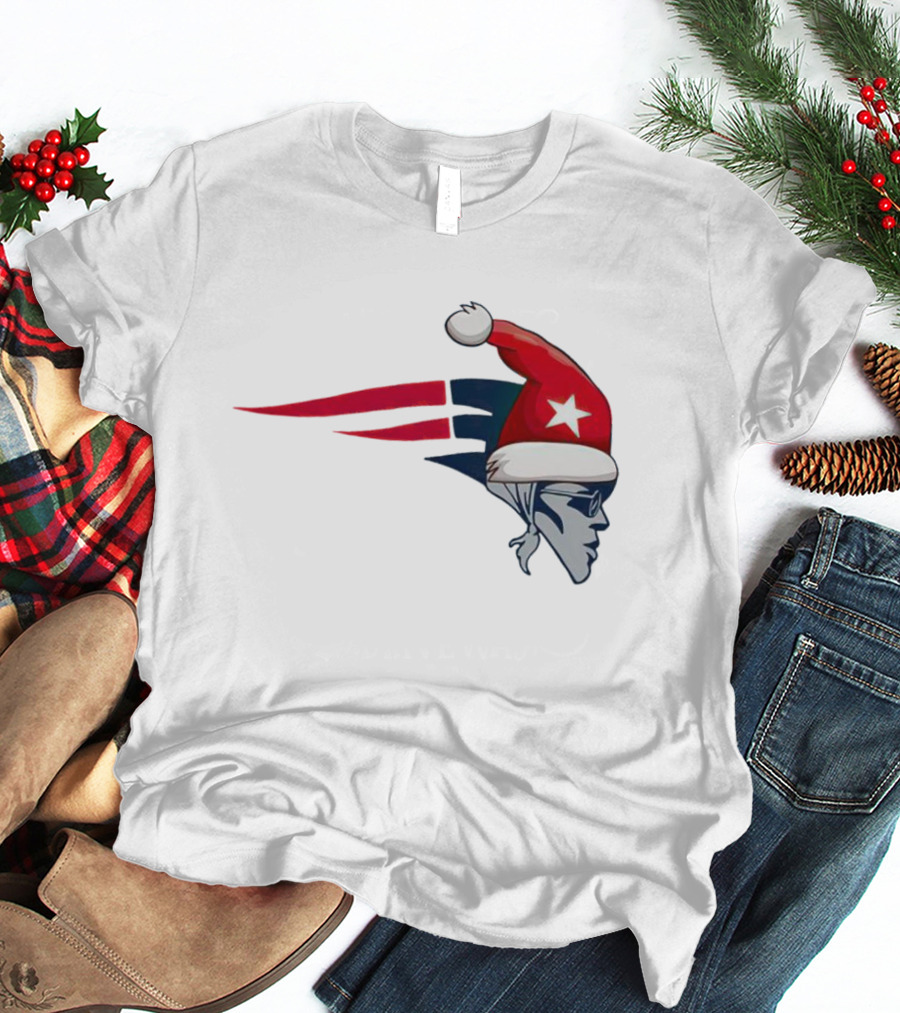 New England Patriots Christmas Santa Hat T-Shirt