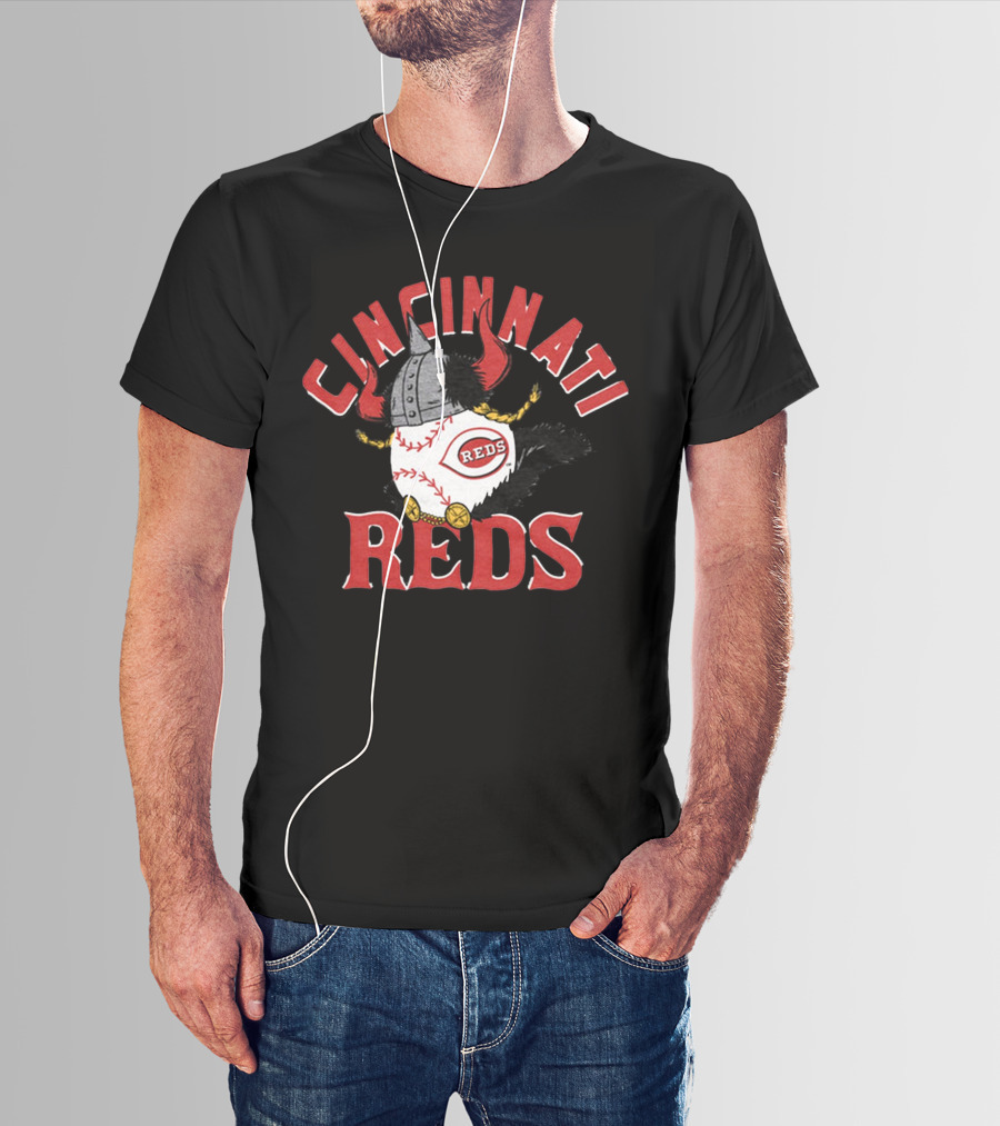 Cincinnati Reds Viking Baseball Helmet And Horns T-Shirt