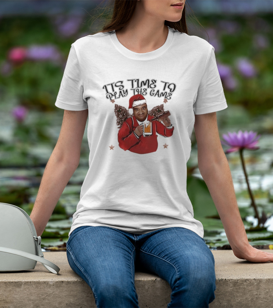 ITS TIME TO PLAY THE GAME CHRISTMAS SANTA CLAUS WITH BEER MUG T-Shirt