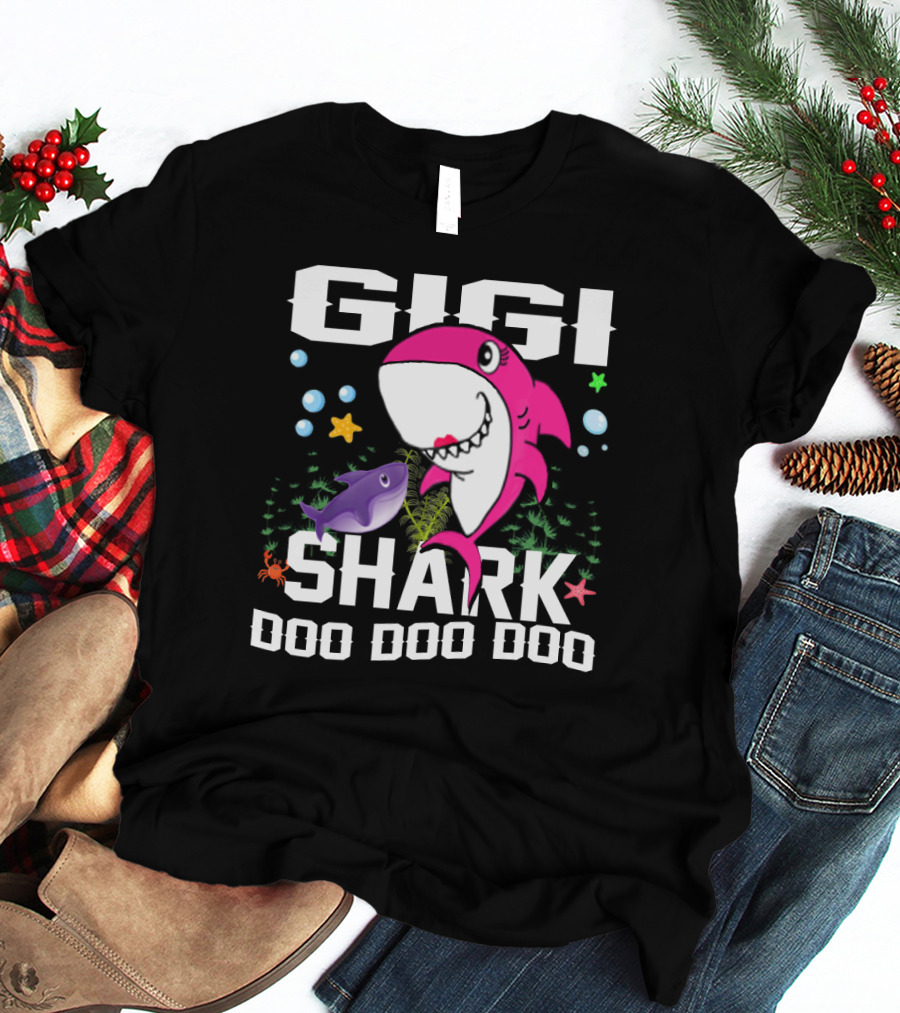 Gigi Shark Doo Doo Doo Mother Gramma Halloween T-Shirt