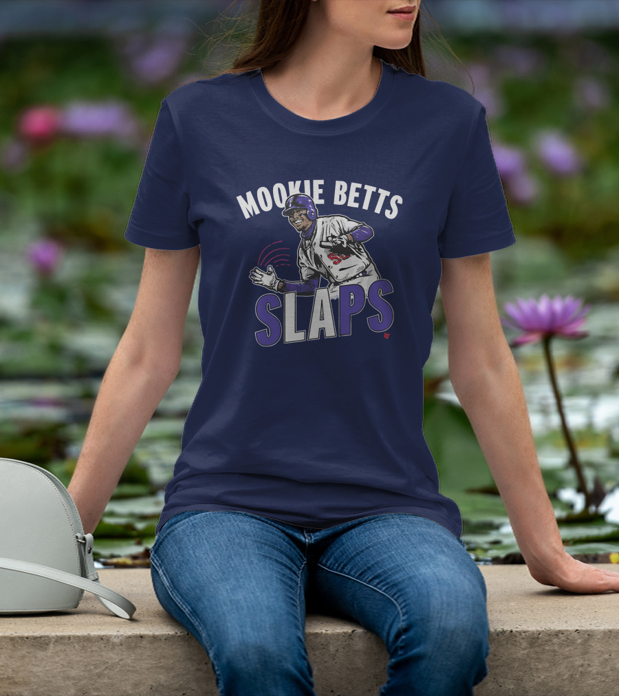 Mookie Betts Slaps Baseball Action T-Shirt