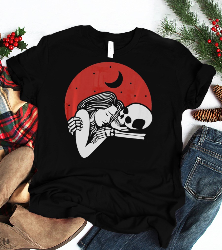 Cute Skeleton Romantic Valentines Moon Embrace T-Shirt