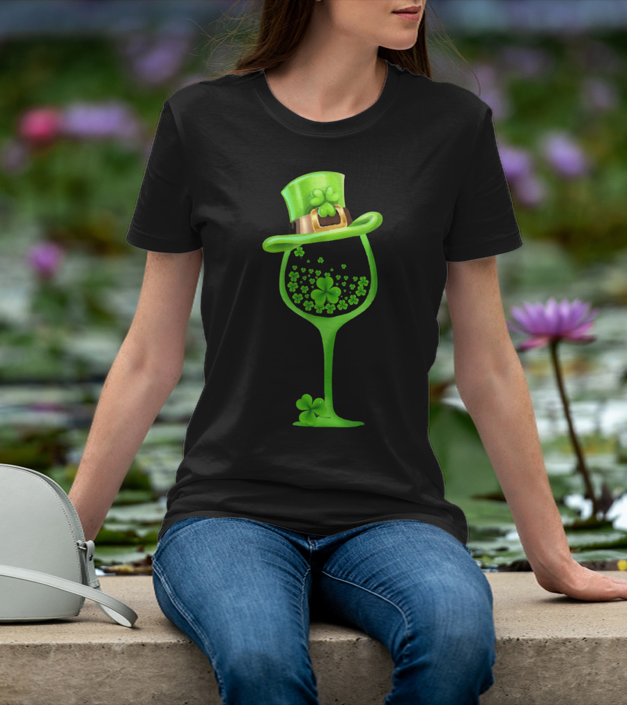 Shamrock Wine Glass With Green Top Hat For St Patricks T-Shirt