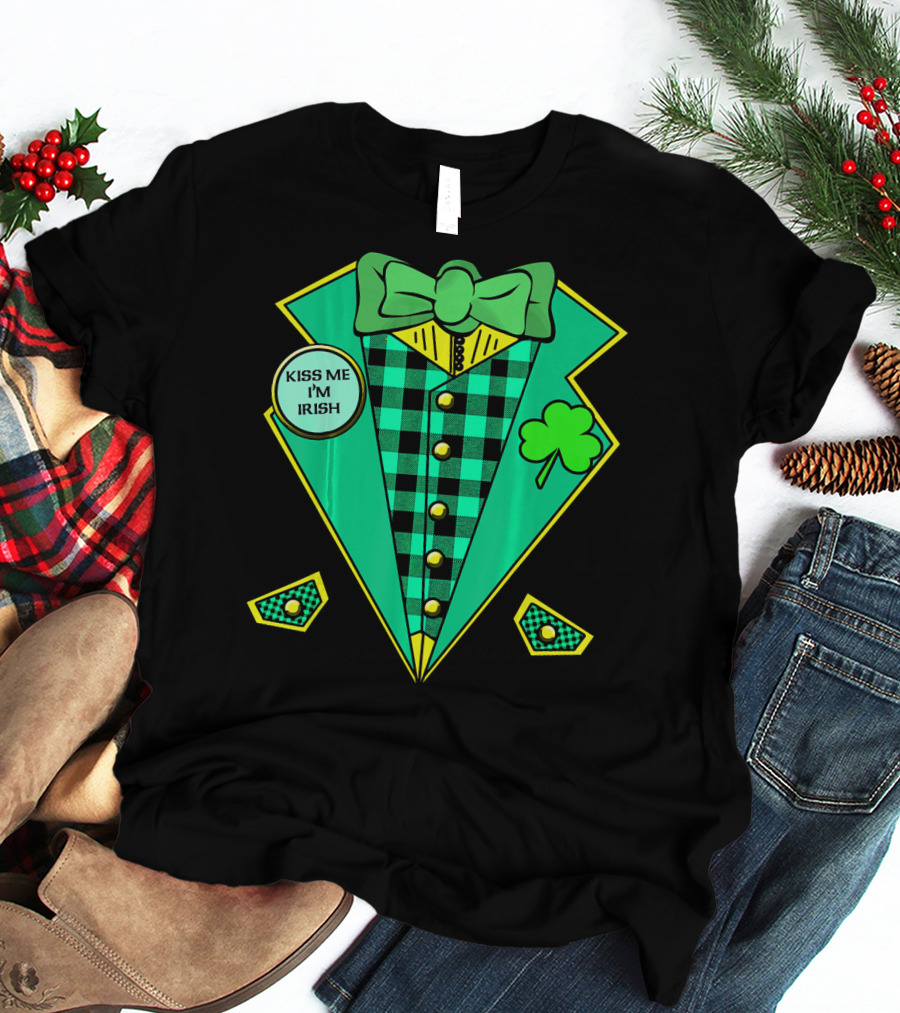 Kiss Me I'm Irish Leprechaun Costume Look With Bow Tie And Shamrock T-Shirt