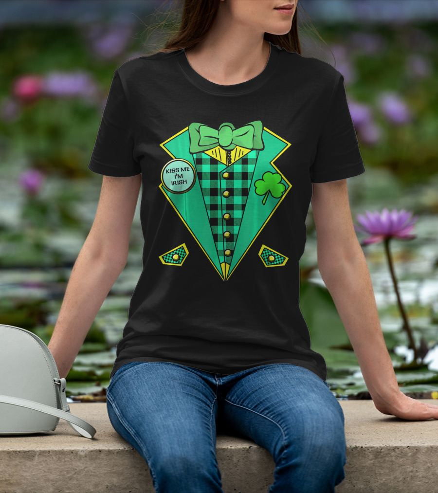Kiss Me I'm Irish Leprechaun Costume Look With Bow Tie And Shamrock T-Shirt