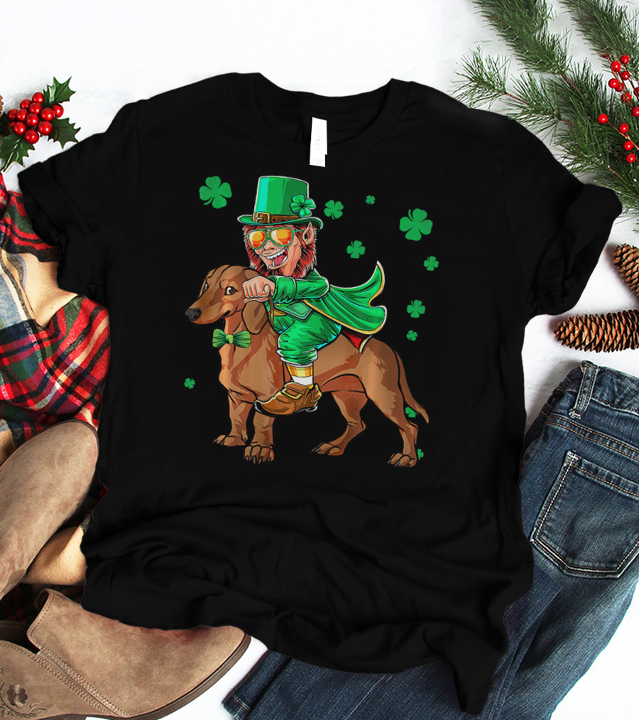 Leprechaun Riding Dachshund With Shamrocks St. Patrick's Day T-Shirt
