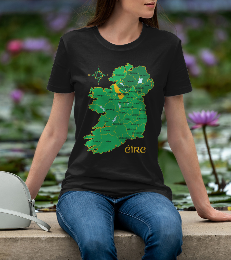 Leitrim Ireland County Map Éire Compass T-Shirt