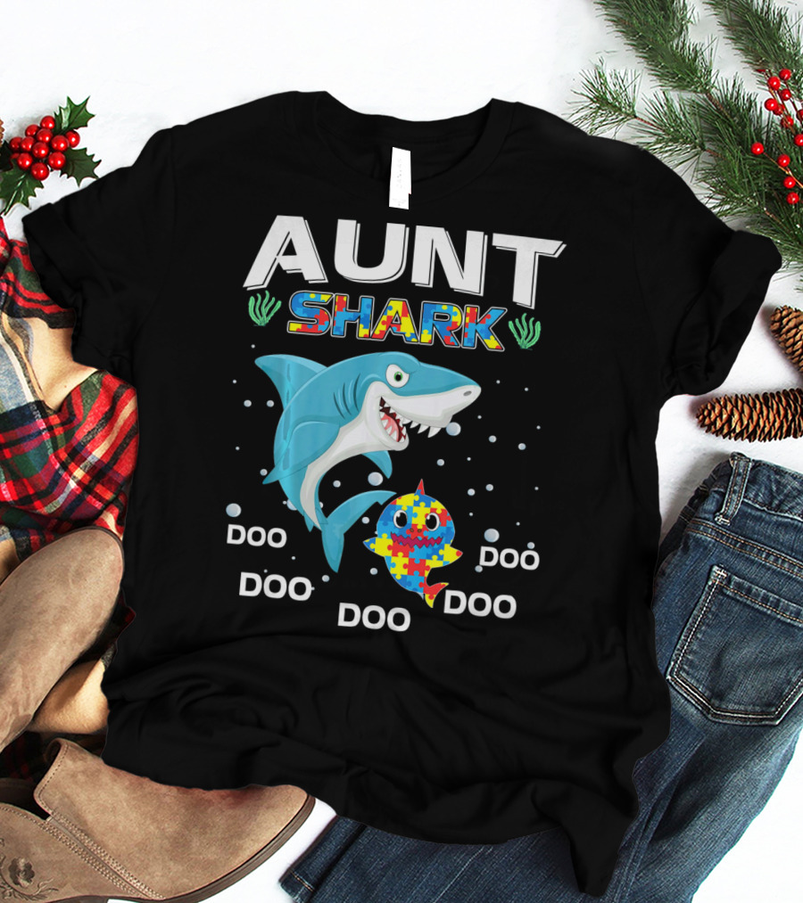 Aunt Shark Doo Doo Autism Awareness Puzzle Piece T-Shirt