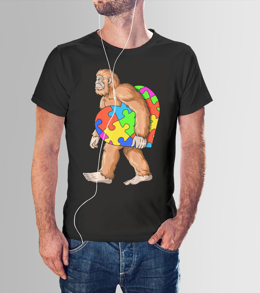Bigfoot Holding Heart-Shaped Autism Awareness Puzzle T-Shirt
