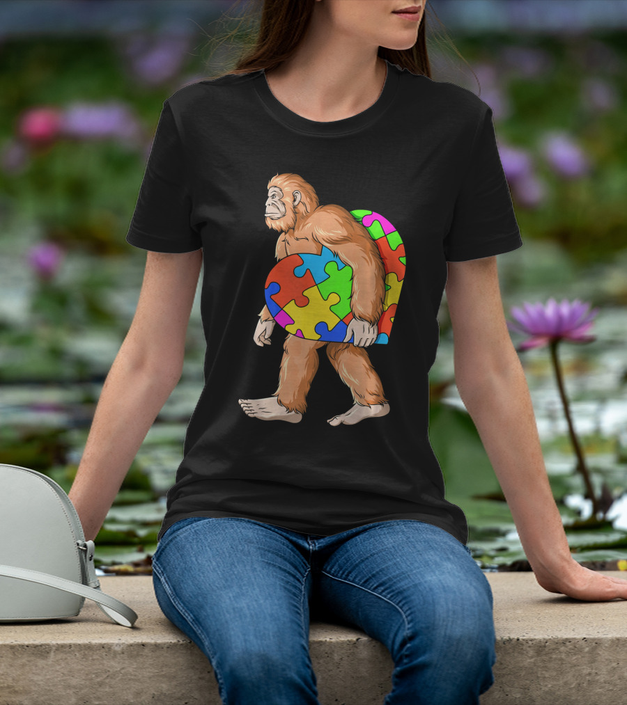 Bigfoot Holding Heart-Shaped Autism Awareness Puzzle T-Shirt