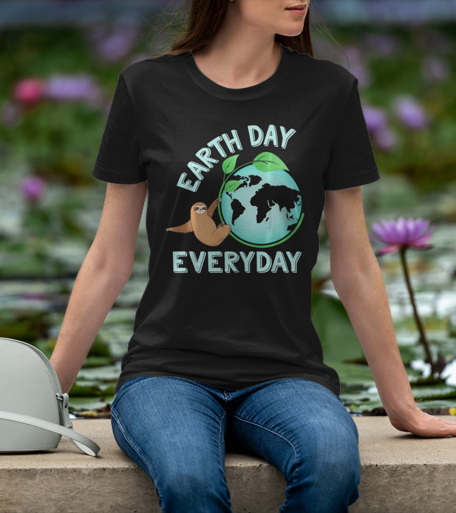 Earth Day Everyday Sloth Hanging On Globe Kids Women T-Shirt