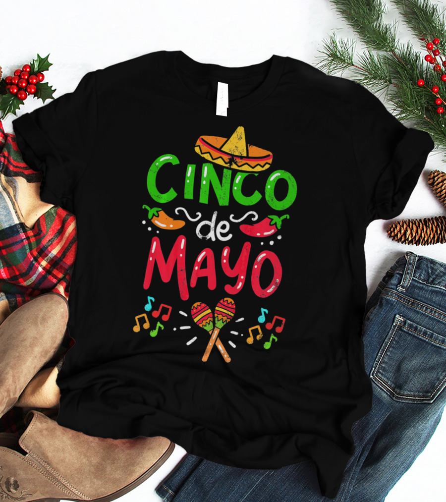 Cinco De Mayo Mexico Sombrero Maracas Peppers Music Notes T-Shirt