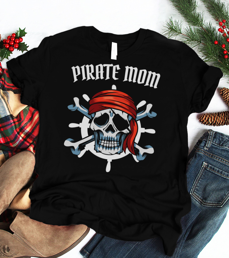 PIRATE MOM Skull Head Crossbones Red Bandana T-Shirt