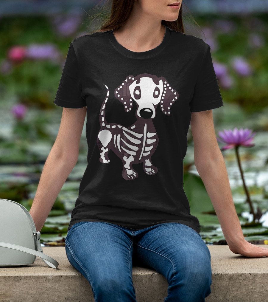 Dachshund Skeleton Skull Creepy Canine Bone T-Shirt