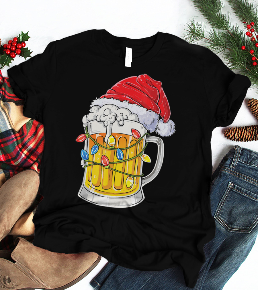 Beer Mug With Santa Hat And Christmas Lights T-Shirt