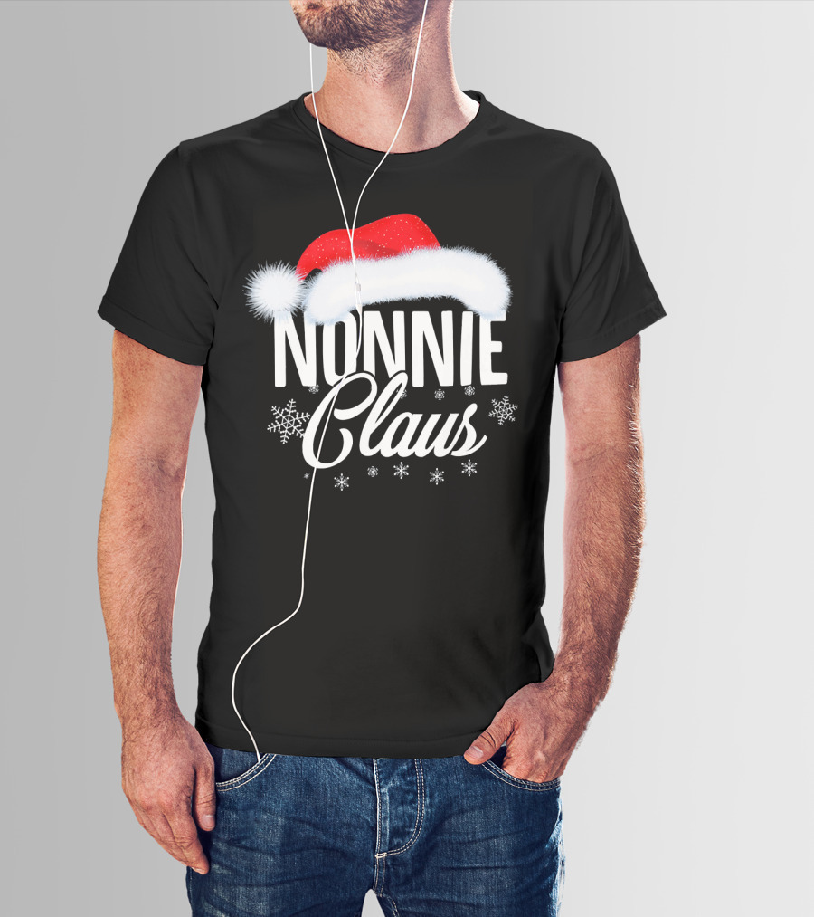 Nonnie Claus Christmas Grandma Santa Hat Snowflakes T-Shirt