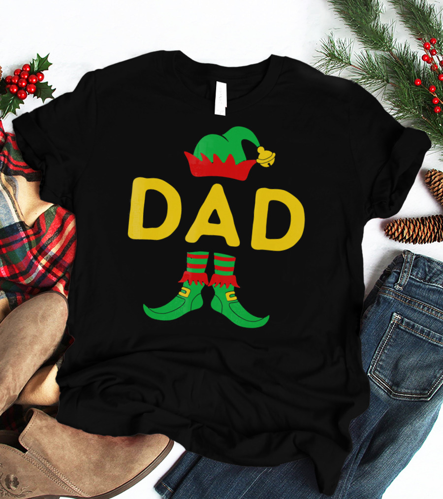 Dad Elf Hat And Boots Festive Christmas Family Mat T-Shirt